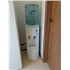 Image 1 : DUAL TEMP WATER DISPENSER WITH 5 GAL JUG