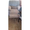 Image 2 : BROWN TWEED RECLINER