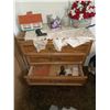 Image 3 : 4-PC BDRM SET: QUEEN BED (REVERSIBLE PILLOW-TOP MATTRESS w/ HEADBOARD & BEDDING; SIDE TABLE,, 6-DRAW