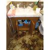 Image 4 : ALL CONTENTS BSMT BATHROOM: TOWELS, SHOWER CURTAIN, SOAP, WALL HANGINGS.