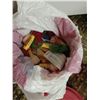 Image 2 : SEWING/KNITTING LOT: PATTERNS, WOOL, THREAD, SOME MATERIAL