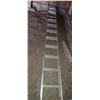 Image 2 : APPROX 20' ALUMINIUM EXTENSION LADDER