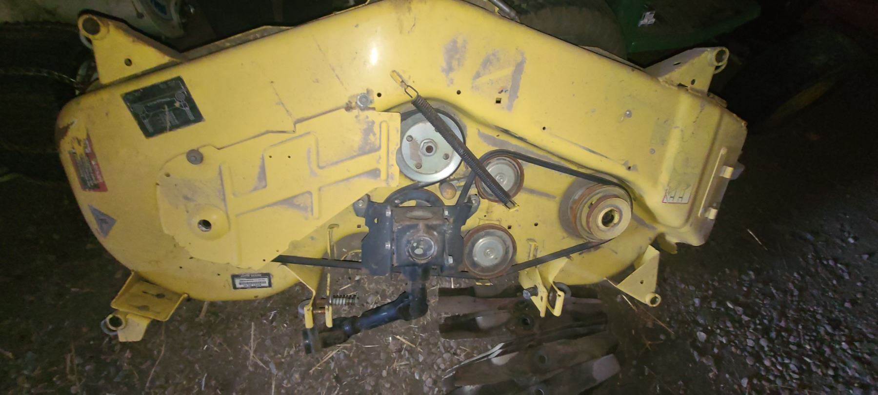 JOHN DEERE 445 TRACTOR COMES WITH 54 LAWN DECK NEEDS ENGINE THREE john-deere-445-tractor-comes-with-54-lawn-deck-needs-engine-three