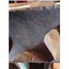 Image 3 : ANVIL ON STAND