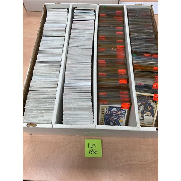 Box of variety Sports cards (100s)