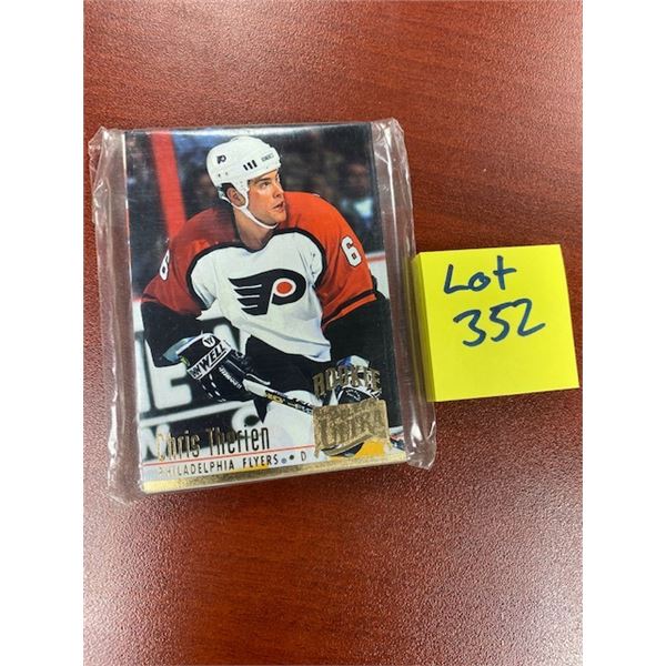 Chris Therien Pack of his Rookie Cards