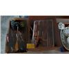 Image 1 : 2 BOXES OF UTENSILS