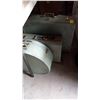 Image 2 : 3 PIECE VINTAGE SUITCASE SET