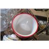 Image 2 : FLAT W/GLASSES, ICE BUCKET, ETC.