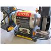 Image 2 : RYOBI 6" BENCH GRINDER