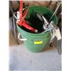 Image 1 : BUCKET OF CAULKING GUNS