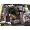 Image 2 : PORTACABLE SET, BATTERY OPERATED 18V W/FLASHLIGHT, DRILL, SAWZALL & SKILLSAW W/CHARGER & 2 BATTERIES