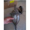 Image 2 : 6 WALL MOUNT LANTERNS