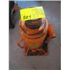 Image 1 : LG. HEAVY DUTY HYDRAULIC BOTTLEJACK