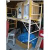 Image 1 : 1 SECTION OF SCAFFOLDING W/WHEELS
