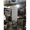 Image 2 : HONEYWELL COMFORT CONTROL OSCILLATING TOWER FAN TESTED AND WORKING, RETAIL $79