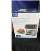 Image 1 : INSIGNIA 9.5 LITRE DIGITAL AIR FRYER TESTED AND WORKING, RETAIL $199