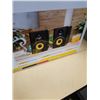 Image 2 : NEW THONET AND VANDER KURBIS BT 340 WATT BOOKSHELF SPEAKER SET - RETAIL $279