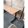 Image 2 : ELECTRIC LIFT DESK 60" X 24" WORKING