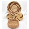 Image 4 : 4 Ethnic Baskets Tohono O'odham Charokee African