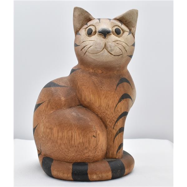 Sweet Carved Tabby Cat