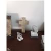 Image 4 : Assorted Religious Decor