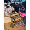 Image 2 : Nice Selection of Totes Tapestry and Travel Bags Plus Wallets