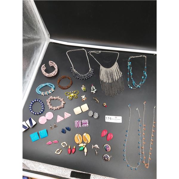 Nice Lot of Costume Jewelry and Ear Rings