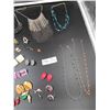 Image 3 : Nice Lot of Costume Jewelry and Ear Rings