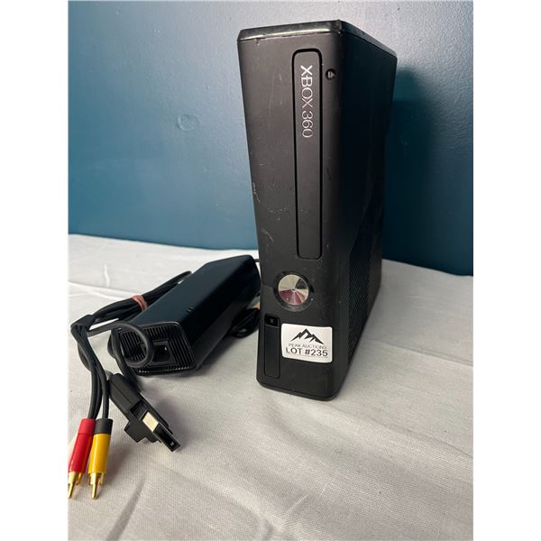 *USED* Lot of 1 Xbox 360 S Console w/ Cord