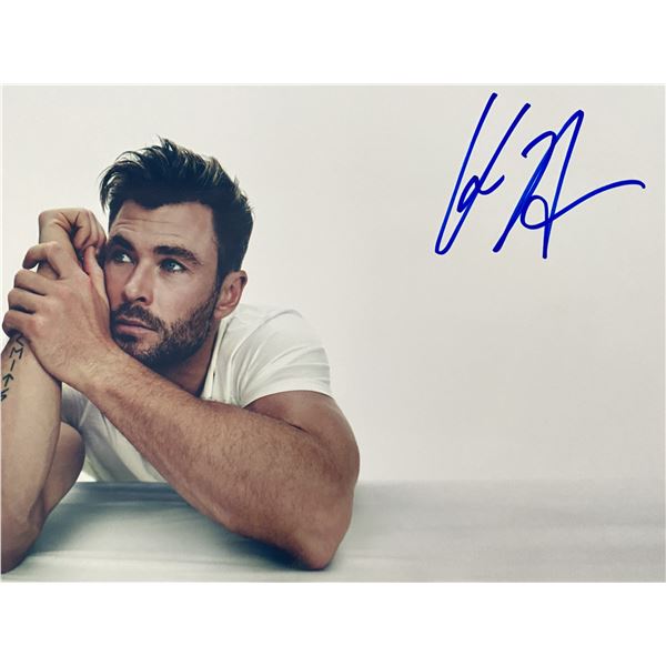 Chris Hemsworth signed photo