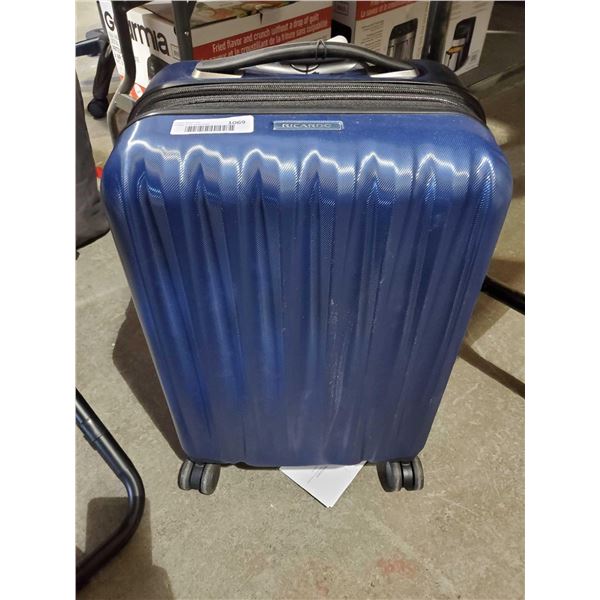 NEW Richardo Lightweight carry on luggage blue