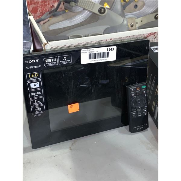 Sony LED 8 inch photo frame with remote