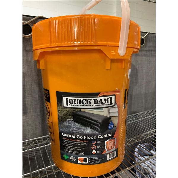 Quick Dam grab & Go Flood Control Kit