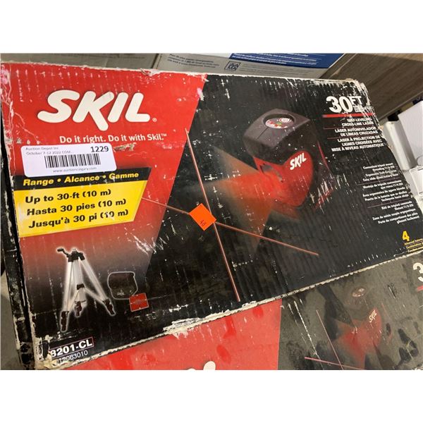 Skil 30 ft self leveling cross line laser with tripod