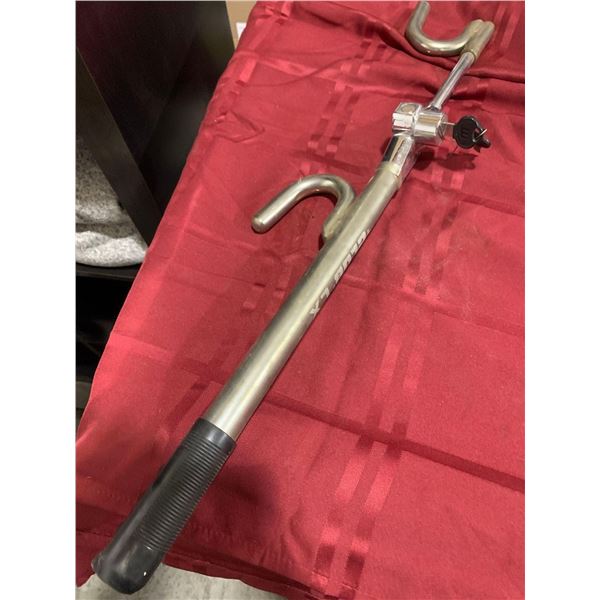 Club LX security tool with key