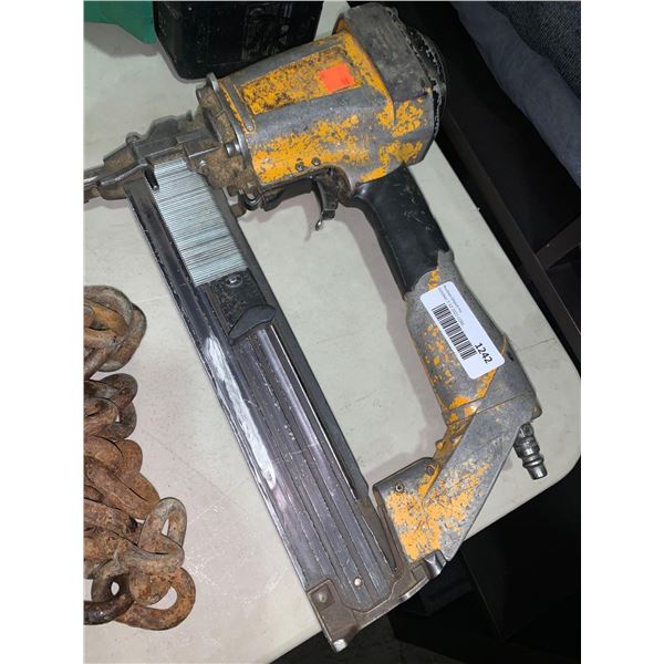 Bostich Strainght Nailer Gun