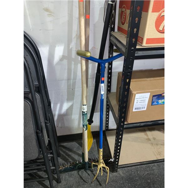 Lot of 3 garden tools