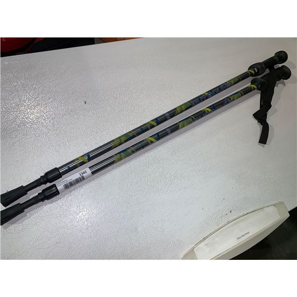 Outbound extendable walking/hiking poles
