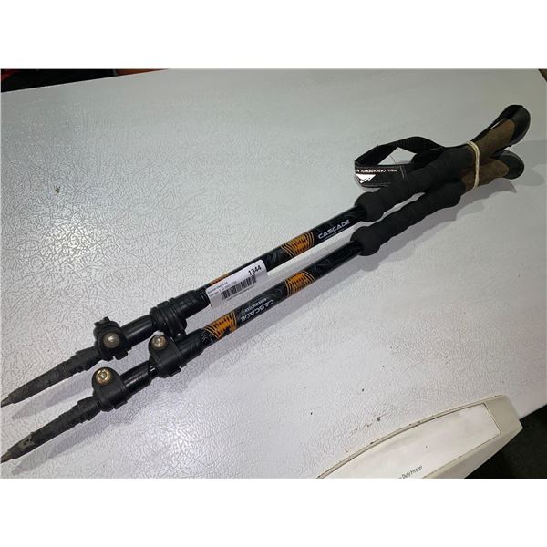 Cascade Mountain Tech Walking/hiking poles