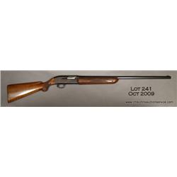 Browning Double Automatic shotgun, # C16042, 12  Ga., blued finish, roll engraved receiver,  chamber