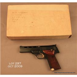 HIGH STANDARD Victor, #ML55456, .22 cal., 4 ½”  vent rib barrel, blued finish with gold colored   tr