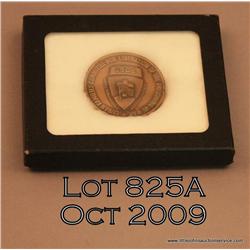 Medallion given to 25065 Cuban brigades families  who participated in the bay of pigs invasion.   Ra