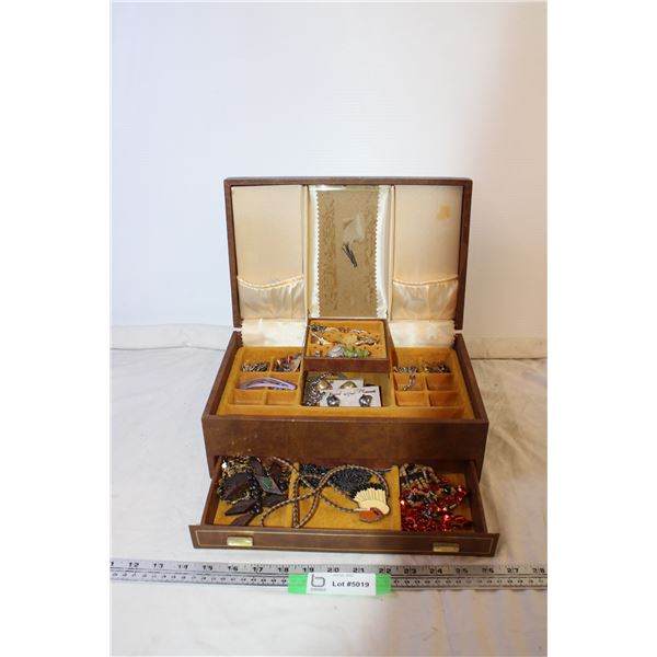 Jewellery Box w/ Jewellery