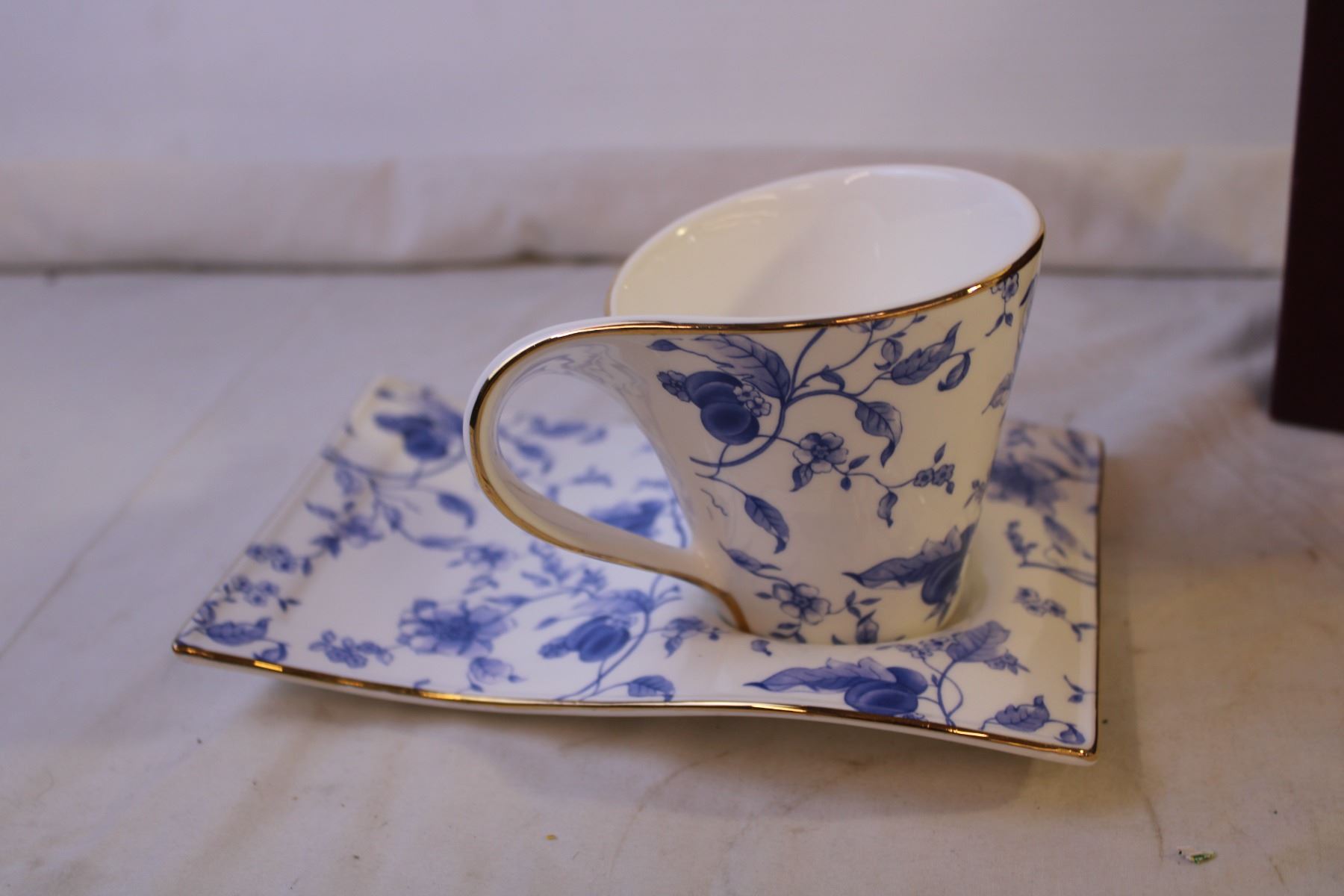 ADELINE Collection Tea Cup Set Bodnarus Auctioneering Adeline collection tea cup set bodnarus auctioneering