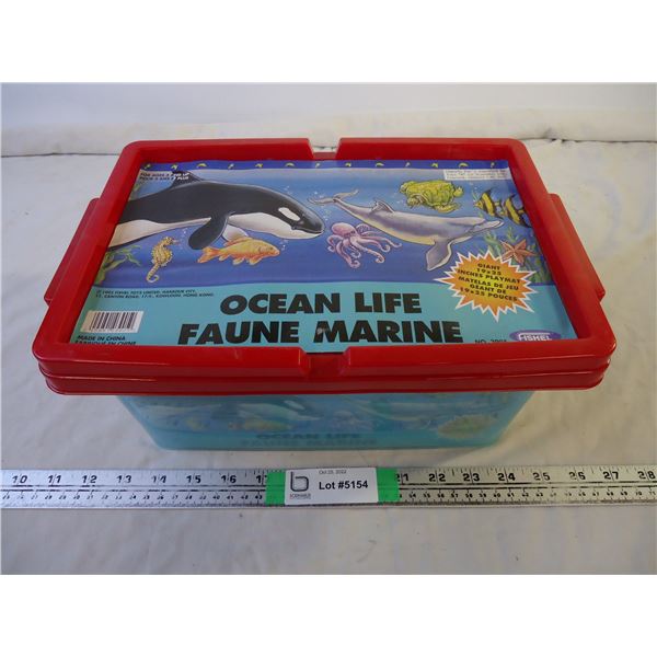Sea Container Toy Container - Ocean Life Plastic Toys with Playmat - Bodnarus Auctioneering