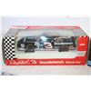 Image 2 : (2) 1/24 Scale Die Cast (Goodwrench and QC Ford)