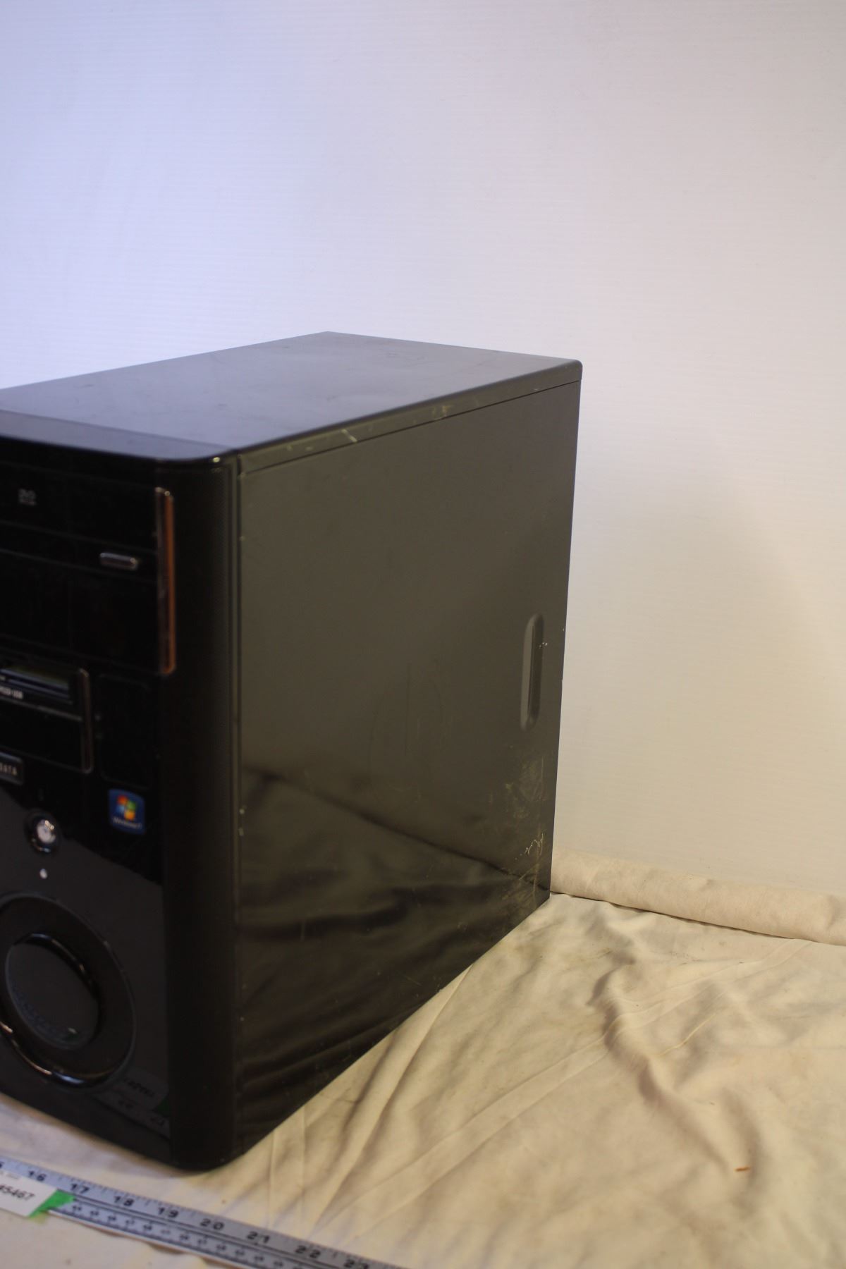 Windows 7 Computer Tower (Not tested) - Bodnarus Auctioneering