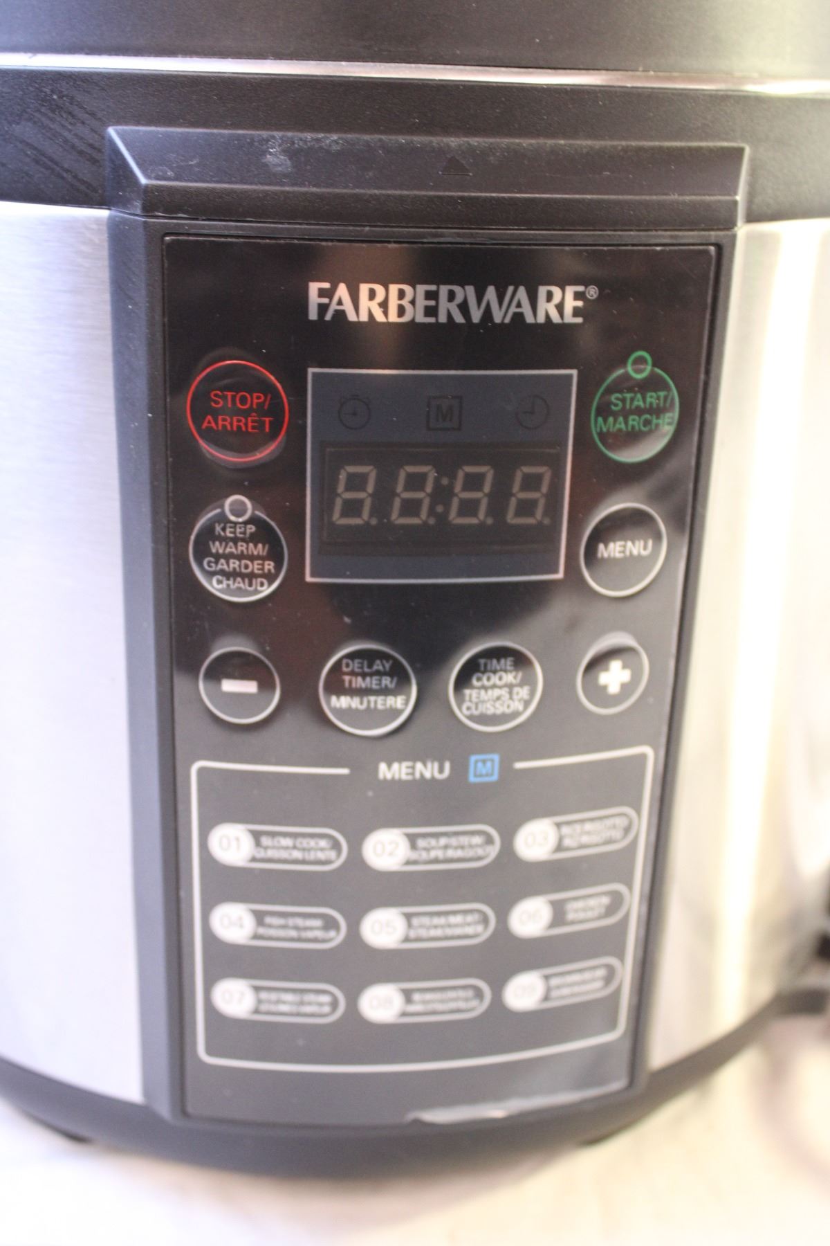 Farberware 7-in-1 Programmable Pressure Cooker (Turns on and Looks Unused)