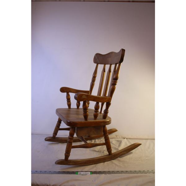 *Small Vintage Rocking Chair - Bodnarus Auctioneering